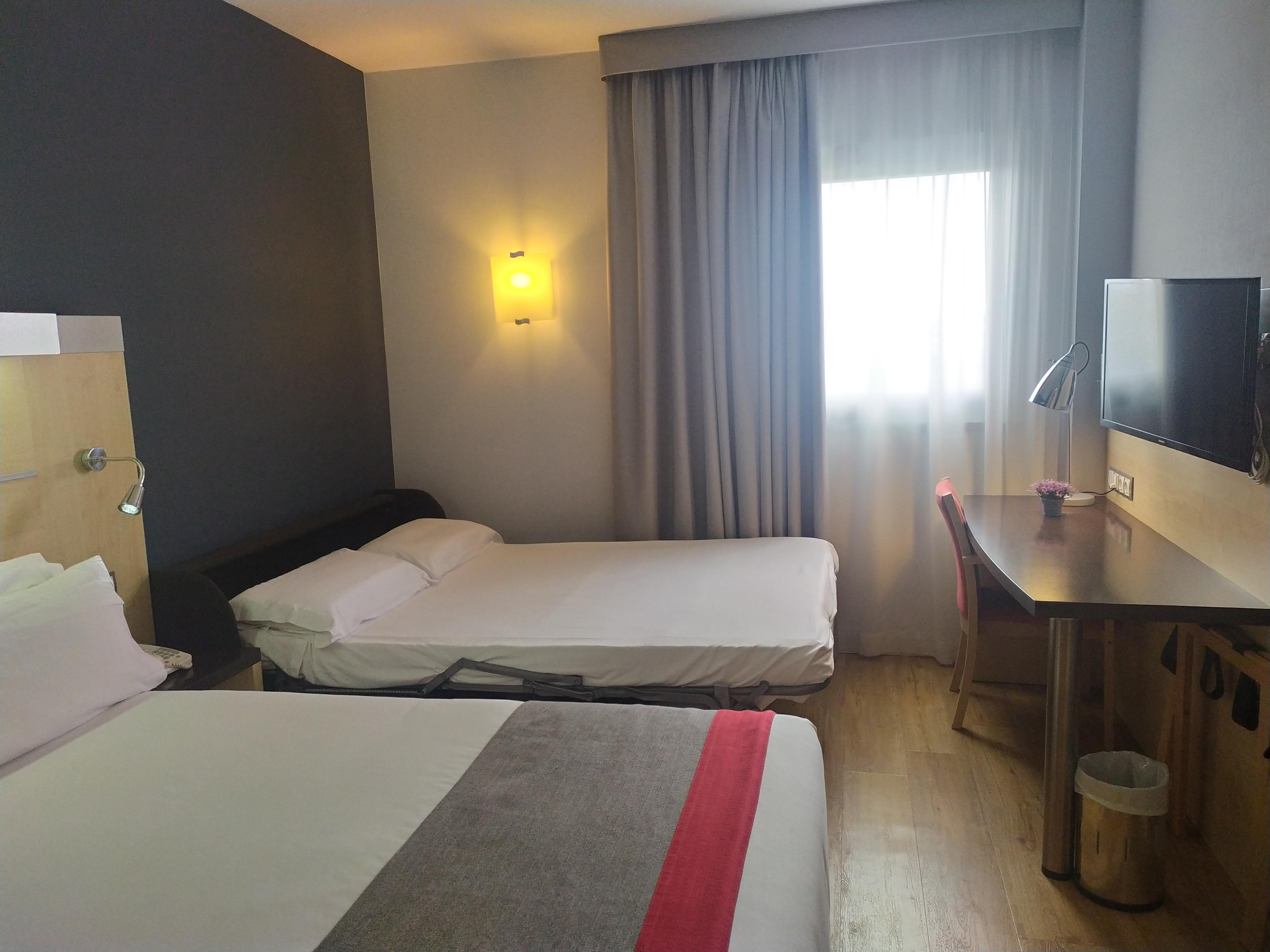 Holiday Inn Express Madrid-Getafe By Ihg Exterior photo