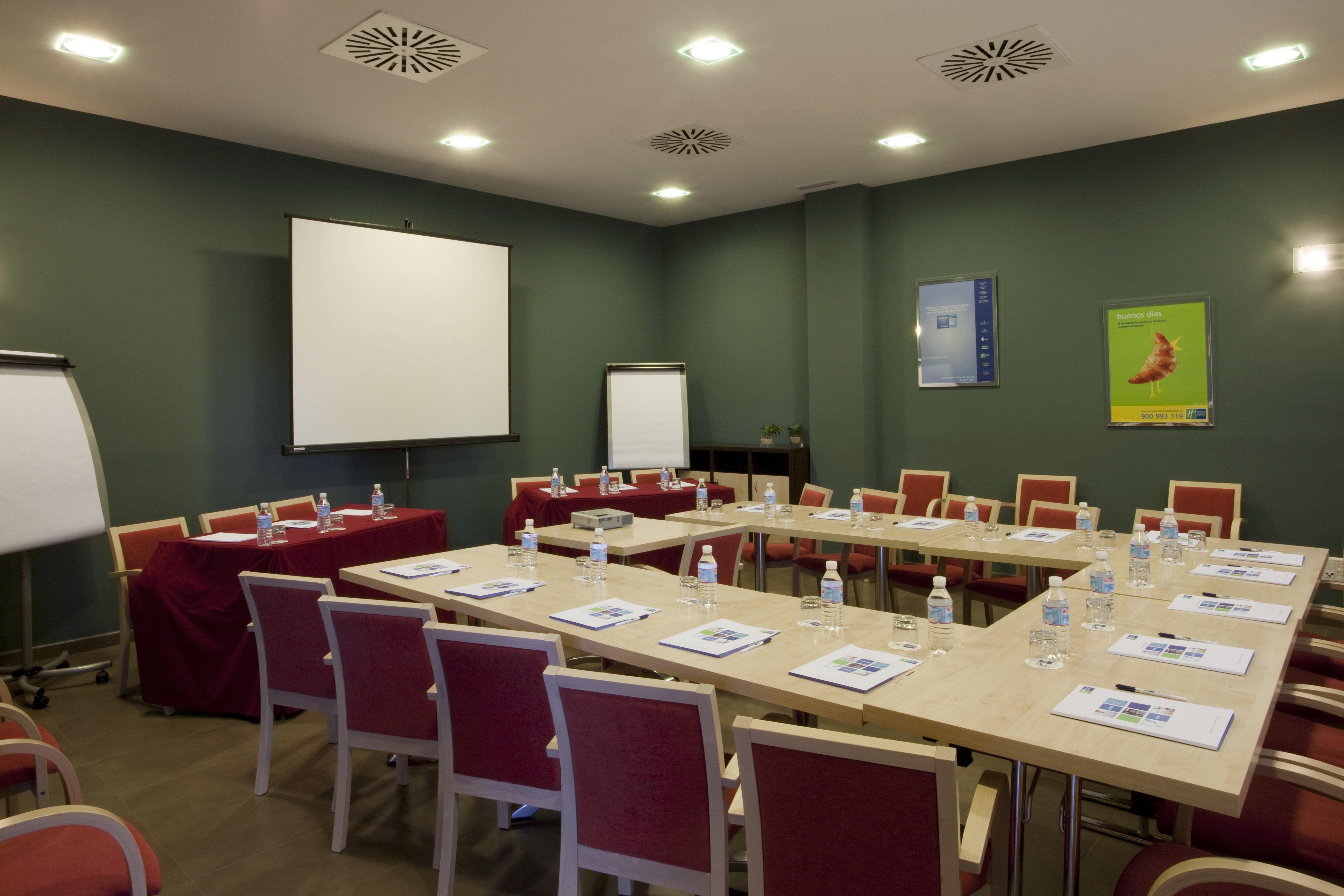 Holiday Inn Express Madrid-Getafe By Ihg Exterior photo