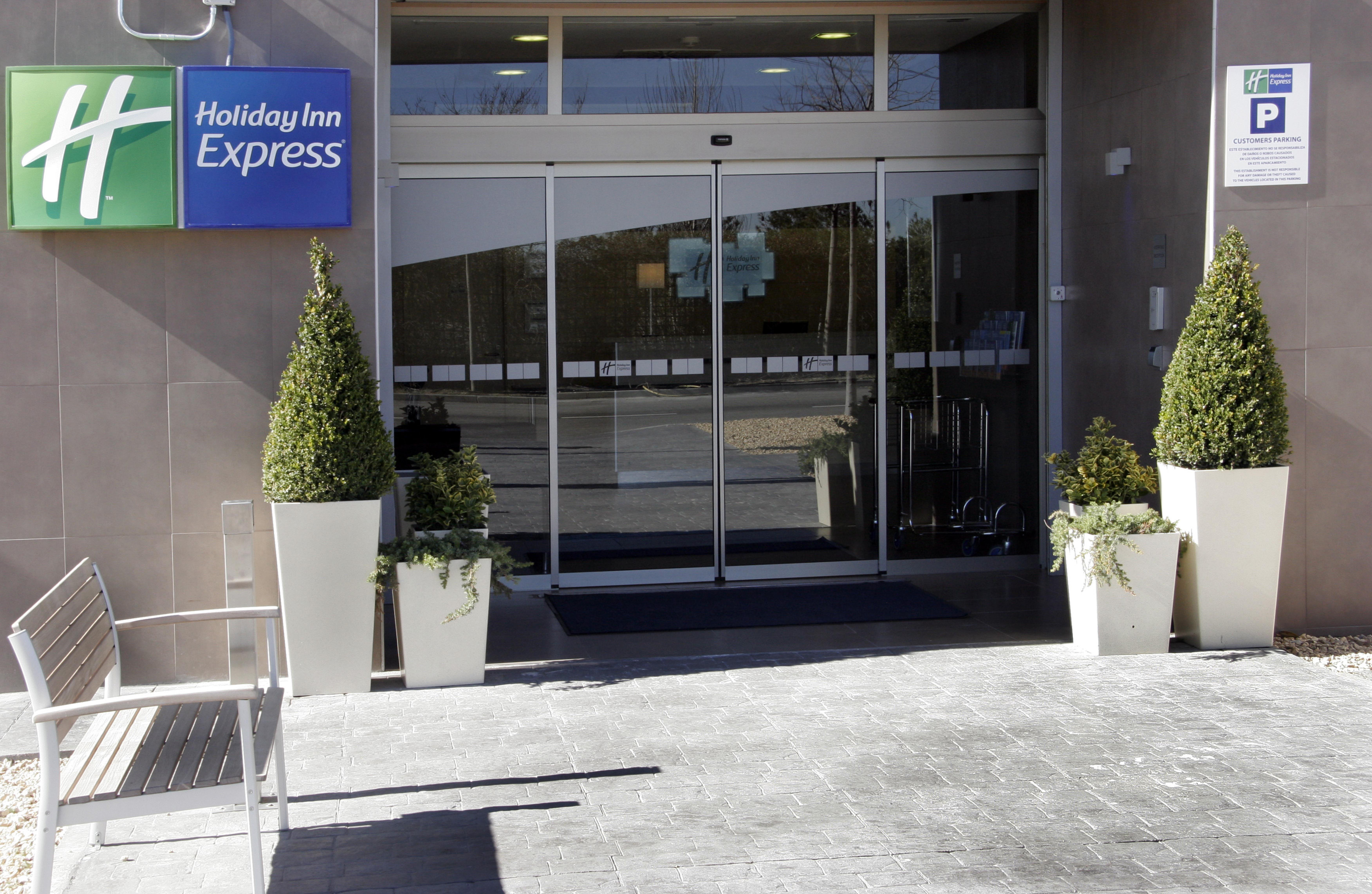 Holiday Inn Express Madrid-Getafe By Ihg Exterior photo