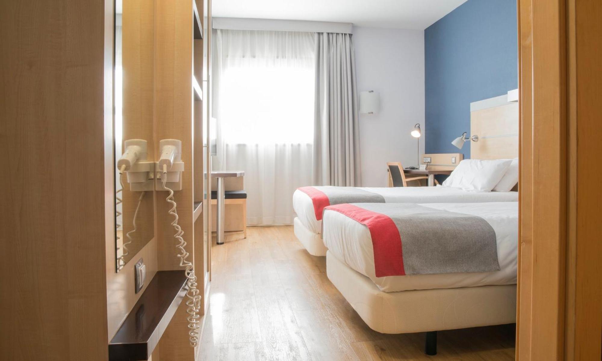 Holiday Inn Express Madrid-Getafe By Ihg Exterior photo