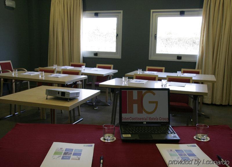 Holiday Inn Express Madrid-Getafe By Ihg Facilities photo