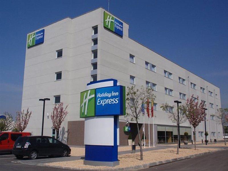 Holiday Inn Express Madrid-Getafe By Ihg Exterior photo